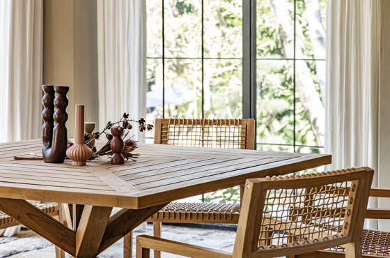 Dolomiti Dining Square Table | Tables de repas | cbdesign