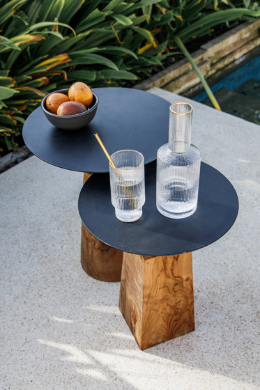 Cone Side Table | Tables d'appoint | cbdesign