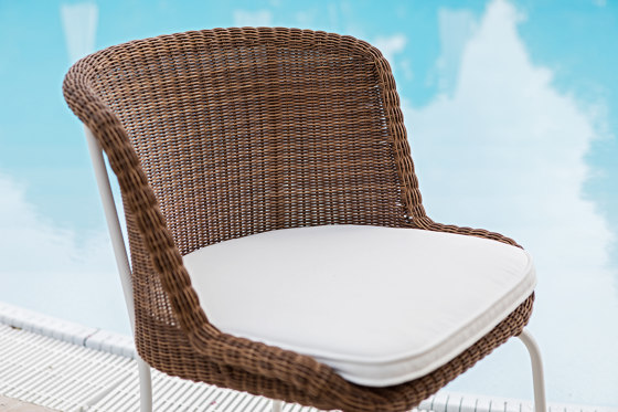 Ileana Lounge Chair | Armchairs | cbdesign