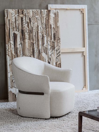 Madame Butterfly sofas and armchairs | Sillones | Flou