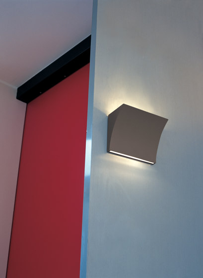 Pochette Up/Down | Wall lights | Flos