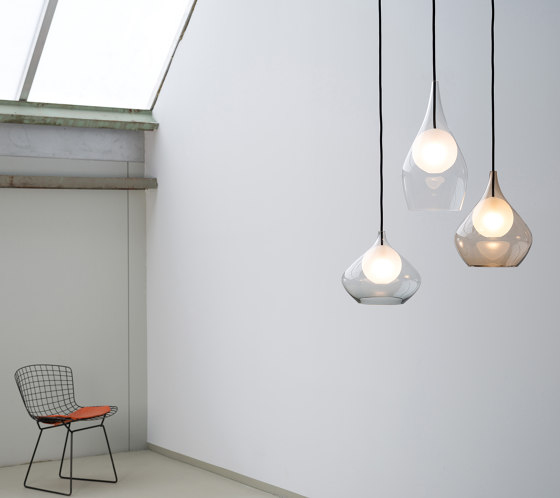 Next Shade C pendant light in beige glass, dimmable | Suspended lights | Isabel Hamm Licht