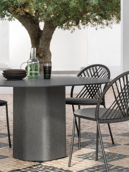 Talo outdoor Hexagonal dining table | Dining tables | Expormim