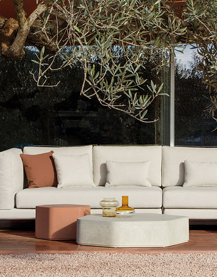 Talo outdoor hexagonal coffee table | Coffee tables | Expormim