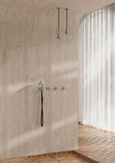 FFQT | Mezclador mural con caño | Grifería para lavabos | Quadrodesign