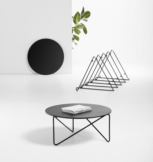 Polygon easy chair | Poltrone | Prostoria