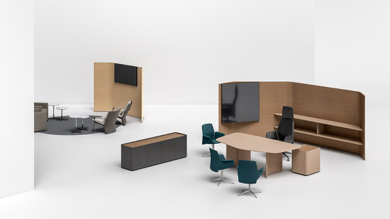 Trust Small Desk | Desks | Poltrona Frau