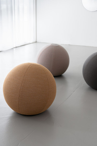 Beanie Beach | Poufs | Montis