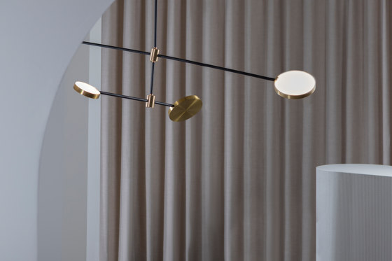 Motion | S 23—04 - Polished Brass | Suspended lights | Empty State
