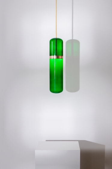 Pill S | 36—09 - Black Anodised - Green | Appliques murales | Empty State