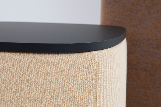 Pully Island | Seating Square | Pouf | Cascando