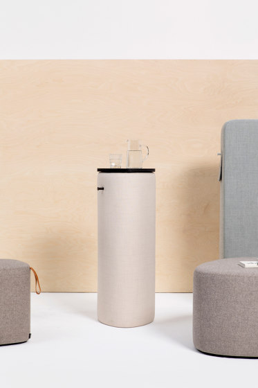 Pully Pillar | Square | Tables hautes | Cascando