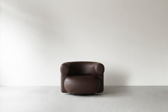 Burra Lounge Chair w. return | Armchairs | Normann Copenhagen