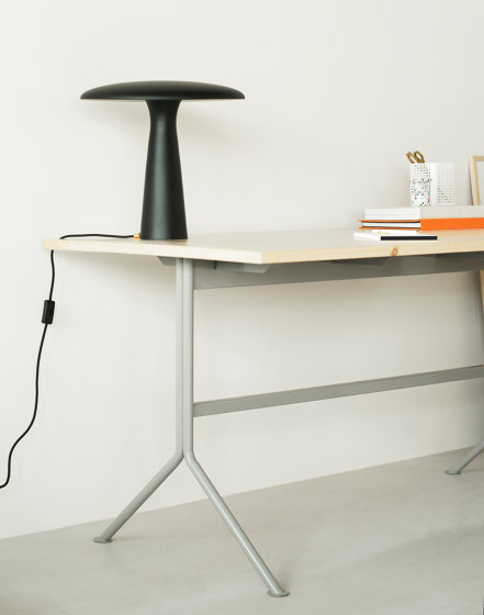Kip Desk Grey Steel Dark Brown | Bureaux | Normann Copenhagen