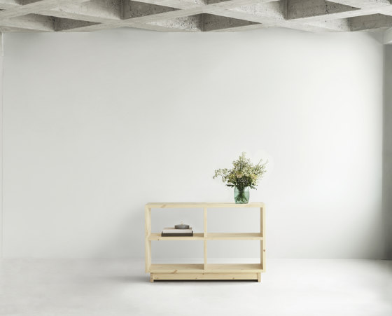 Plank Bookcase Low Pine | Scaffali | Normann Copenhagen