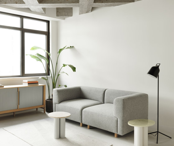 Redo Modular Sofa 3-Sitzer Eiche Beine mit Pouf Hallingdal | Sofas | Normann Copenhagen