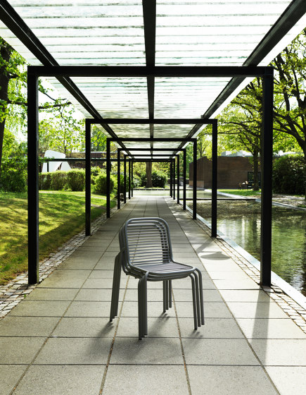 Vig Lounge Chair Dark Green | Armchairs | Normann Copenhagen