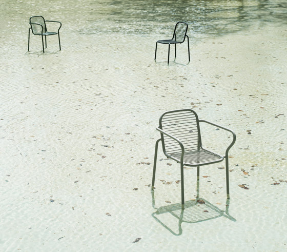 Vig Lounge Chair Dark Green | Armchairs | Normann Copenhagen