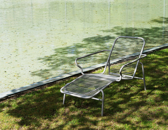 Vig Lounge Chair Black | Armchairs | Normann Copenhagen