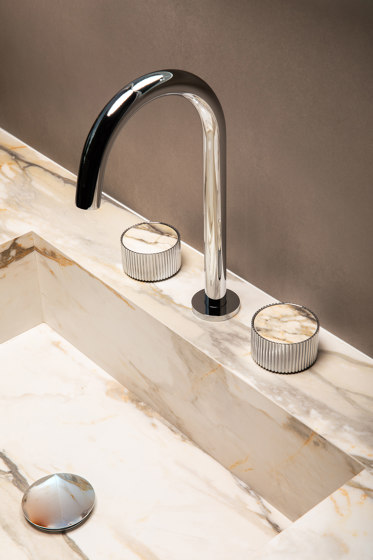 Chiasso | Deck Mounted 4 Hole Bath Mixer With Roma Diamond Grigio Marble Handle Insert Pvd Gold | Bath taps | BAGNODESIGN