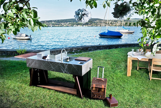 BBQube ONE |  Outdoor Kitchen | Steel Black | Butchers Grill | Compact outdoor kitchens | OCQ