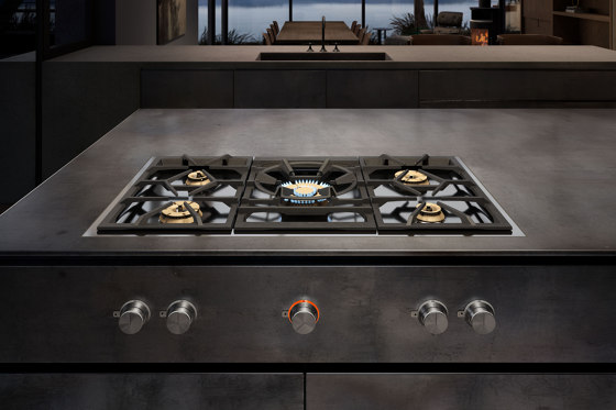 Flex Induction Cooktop with Integrated Ventilation System 400 Series | CV 492 | Hobs | Gaggenau