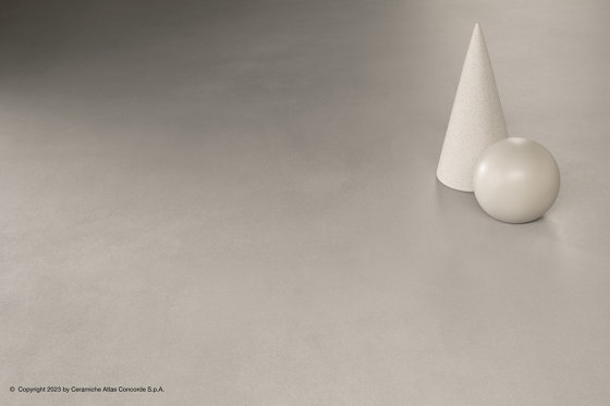 Boost Balance Smoke Strings Velvet | Ceramic tiles | Atlas Concorde