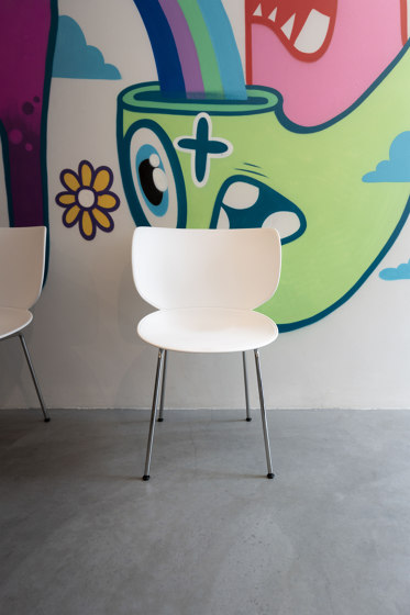 Hana Chair Upholstered | Chairs | moooi