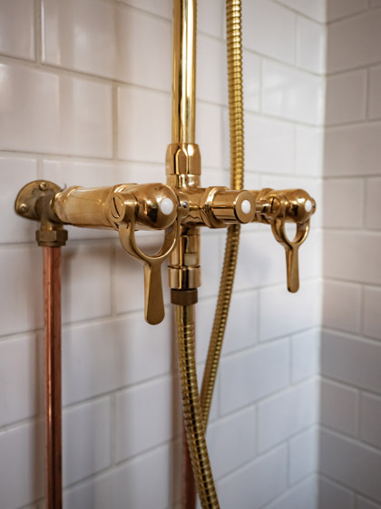 SP wall-mounted shower fitting | Robinetterie de douche | TONI Copenhagen