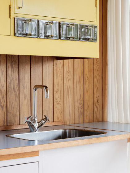 Cross-handle, faucet 45 degrees with u200 spout | Rubinetteria lavabi | TONI Copenhagen
