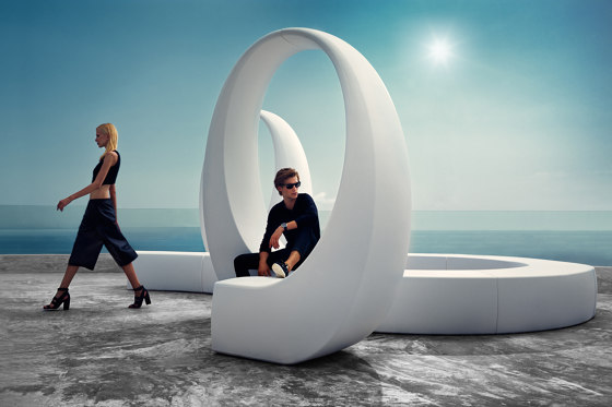 And spatial concept | Benches | Vondom