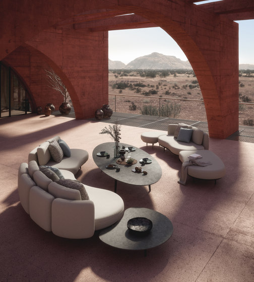 Styletto High Lounge Table 320X140 | Mesas de centro | Royal Botania