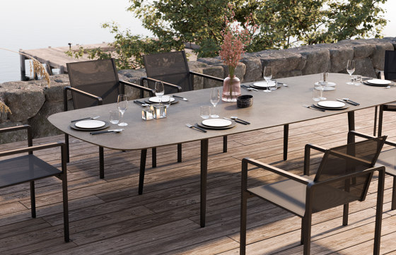 Styletto standard dining table 300X120cm | Tables de repas | Royal Botania