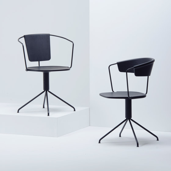 Uncino Version B | MC9 | Chairs | Mattiazzi