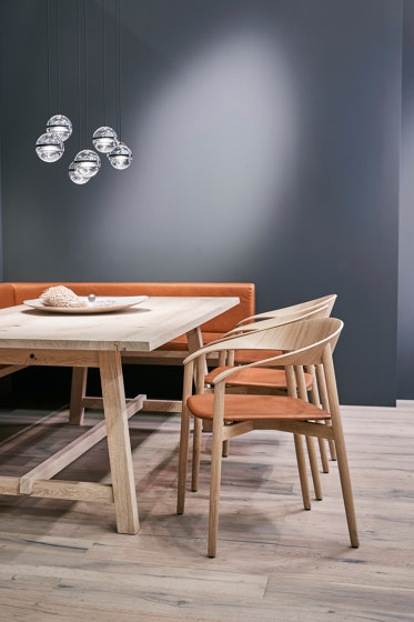 Stella | polstered with wooden frame | Chairs | FREIFRAU MANUFAKTUR