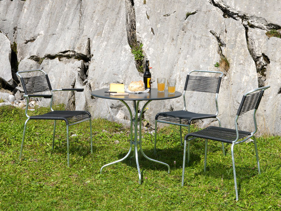 Metal table St. Moritz ø80 | Bistro tables | Schaffner AG