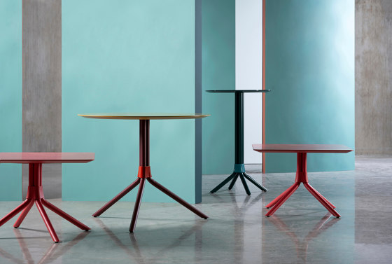 Lindy - 3 leg | Bistro tables | Johanson Design