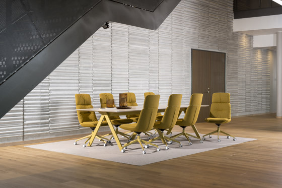 Opus Low with arms 03-46 | Chaises | Johanson Design