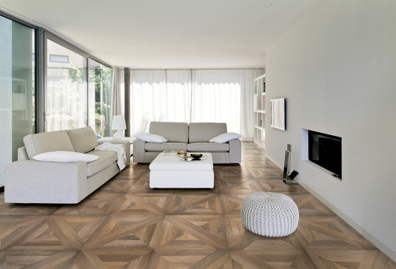 Mansion Hall | Ceramic flooring | Refin