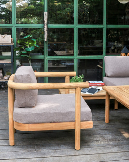 Vera Teak Upholstered Chair - Natural Teak - Grey Cushions | Sillas | Design Pergola