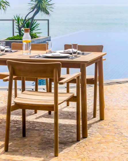 Vera Teak Counter Stool, without Arms - Natural Teak | Taburetes de bar | Design Pergola