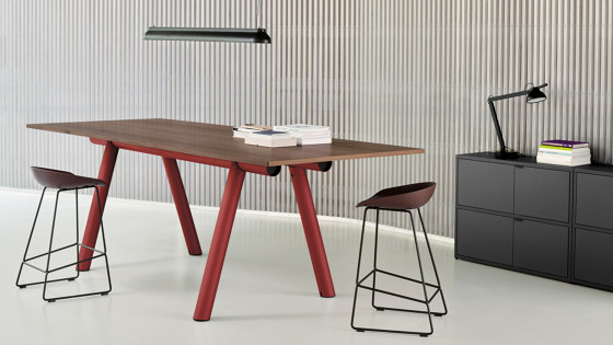 Boa High Table | Dining tables | HAY