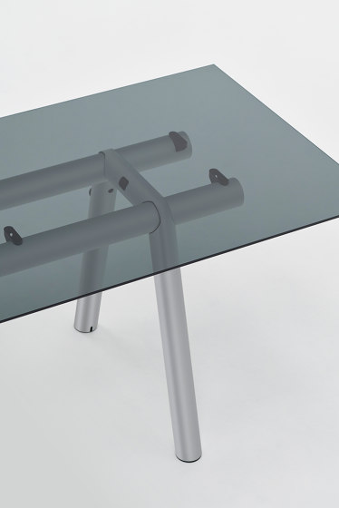 Boa Table | Esstische | HAY