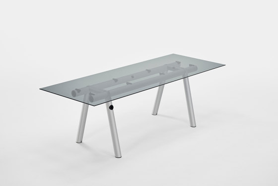 Boa Table | Tables de repas | HAY