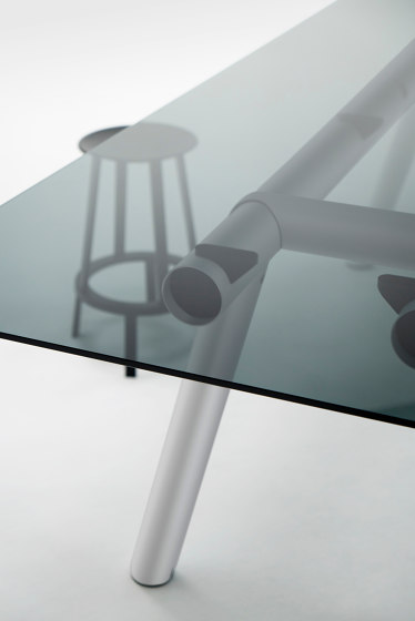 Boa High Table | Dining tables | HAY