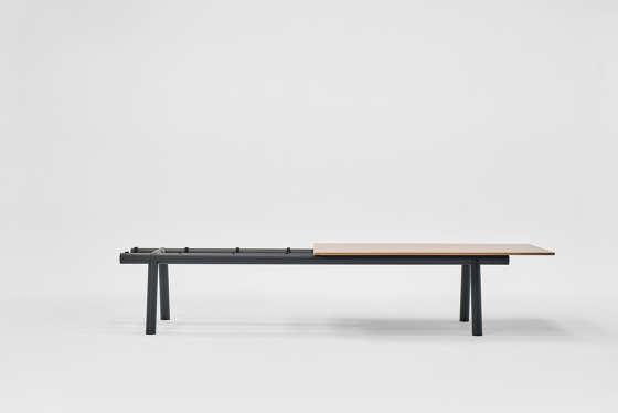 Boa High Table | Dining tables | HAY