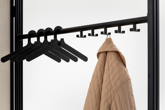 Patio | Coat hooks | Percheros | Cascando