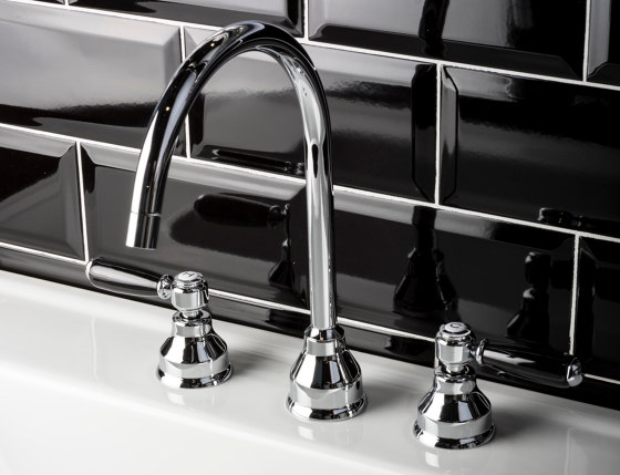 Classic | 3 Hole Deck Mounted Basin Mixer | Wash basin taps | BAGNODESIGN