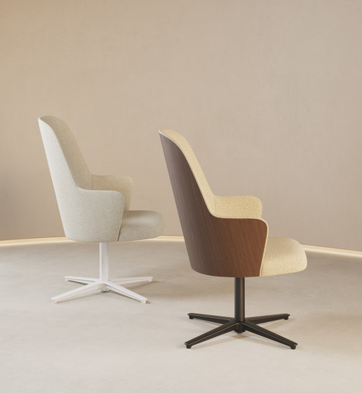 Aleta Executive lounge chair - upholstered | Chaises | viccarbe