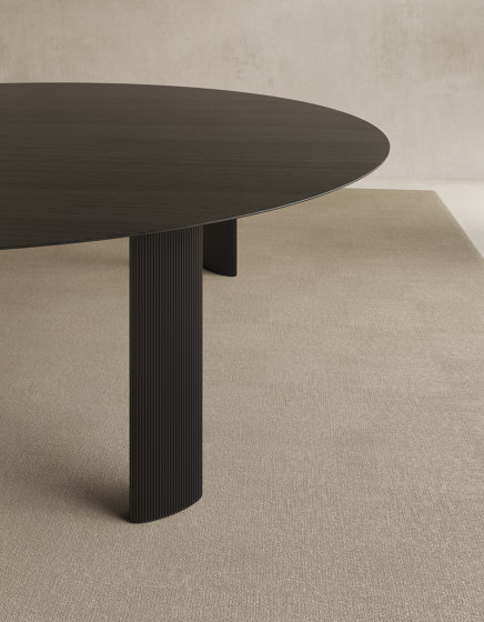 Fuste 210x160 H65 | Dining tables | viccarbe